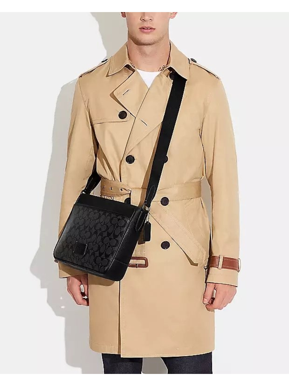 Мужская сумка-мессенджер Coach District из канвы Signature